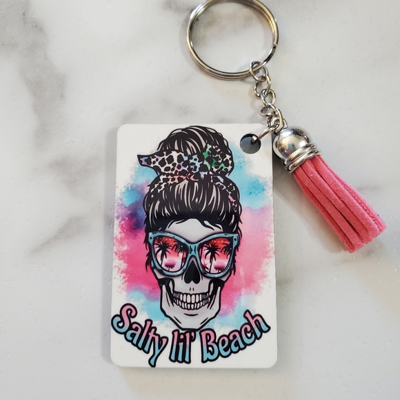 Salty lil' Beach Keychain - Picture 4 of 4